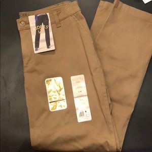 Riders by Lee Women’s Khakis ❤️